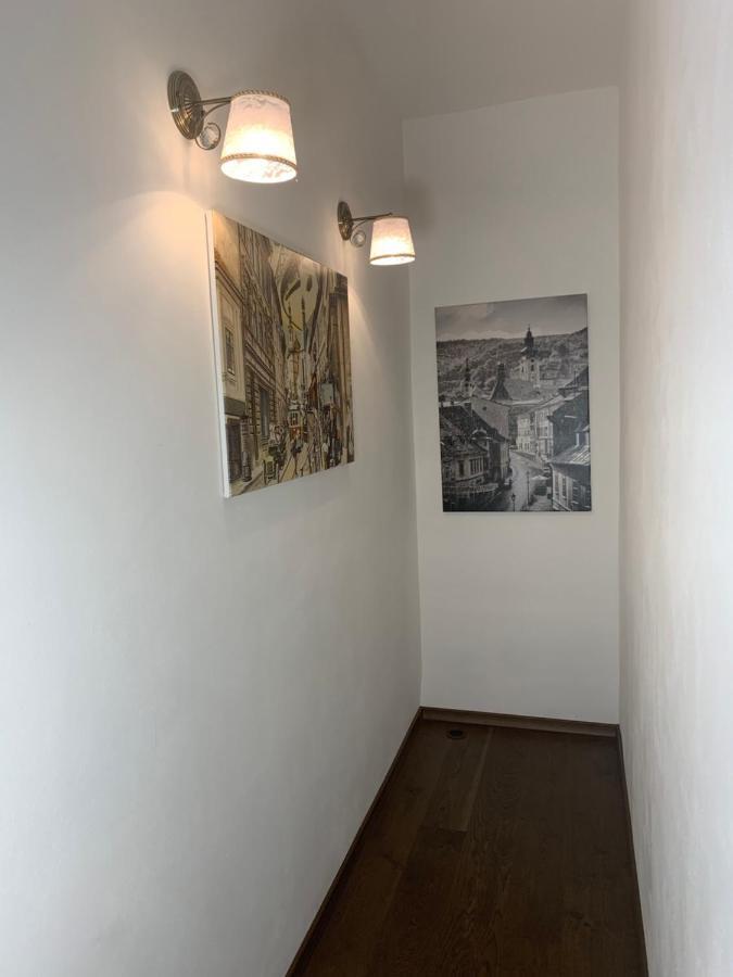 Apartman Pri Lyceu Banská Štiavnica Dış mekan fotoğraf